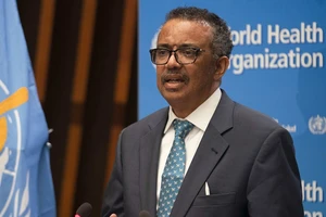 Tổng Giám đốc WHO Tedros Adhanom Ghebreyesus phát biểu tại đầu cầu Geneva (Thụy Sỹ) trong phiên họp WHA hôm 18-5. Ảnh: AFP