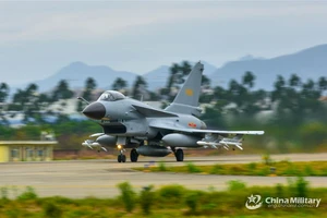 Máy bay chiến đấu J-10 của Trung Quốc. Ảnh: BỘ QUỐC PHÒNG TRUNG QUỐC