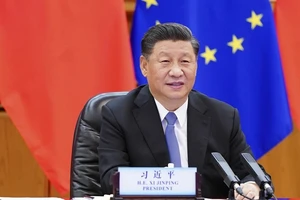 Chủ tịch Trung Quốc Tập Cận Bình trong cuộc hội đàm trực tuyến với hai lãnh đạo châu Âu ngày 22-6. Ảnh: TÂN HOA XÃ