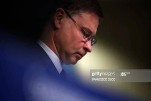 Phó chủ tịch điều hành Ủy ban Châu Âu- ông Valdis Dombrovskis. Ảnh: FRANCISCO SECO/GETTY