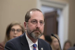 Bộ trưởng Bộ Y tế và Dịch vụ nhân sinh Mỹ Alex Azar. Ảnh: FORBES