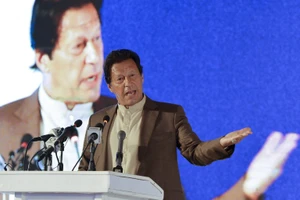 Sau Nepal, đến Pakistan vẽ lại bản đồ tranh chấp với Ấn Độ