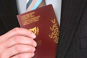 Ảnh minh hoạ hộ chiếu của Cộng hoà Cyprus. Ảnh: ATHANASIOU