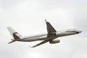 Một chiếc Tu-214 của chính phủ Nga. Ảnh: TWITTER