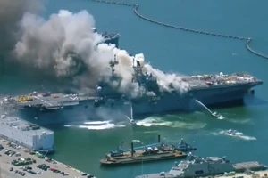 Tàu sân bay USS Bonhomme Richard. Ảnh: WVVA