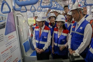 Chùm ảnh: Cận cảnh bên trong toa tàu metro số 1