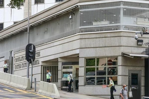 4 nhà hoạt động Hong Kong xin vào lãnh sự quán Mỹ 'tị nạn'