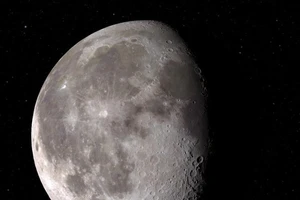 Hình ảnh của mặt trăng ngoài không gian.