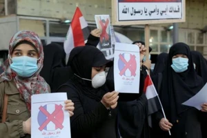 Người dân các quốc gia Hồi giáo đang ngày càng nổi giận trước hành động cho trình chiếu phim hoạt hình về Nhà Tiên tri Mohammed của chính quyền Pháp.