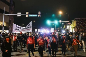 Cuộc biểu tình ở thành phố Philadelphia vào ngày 27-10. Anhr: AFP/GETTY IMAGES