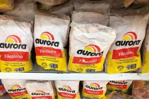 Virus SARS-CoV-2 'đi nhờ xe' qua biên giới để lây nhiễm