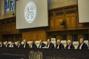 Các thẩm phán tại toà ICJ năm 2014.