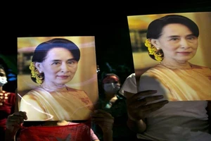 Myanmar: Đảng cầm quyền của bà Suu Kyi tuyên bố thắng cử