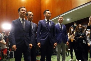 Bốn nghị sĩ đối lập Hong Kong bị bãi nhiệm.