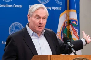 Cố vấn COVID-19 của ông Biden: Mỹ nên đóng cửa từ 4 đến 6 tuần