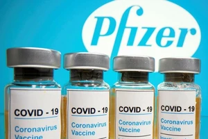 Vaccine COVID-19 của hãng Pfizer. Ảnh: REUTERS