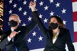 Liên danh tranh cử của ông Joe Biden (trái) và bà Kamala Harris (phải). Ảnh: AP
