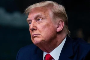 Ông Trump bác đồn đoán ông cân nhắc sử dụng thiết quân luật