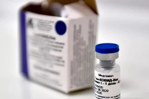 Vaccine ngừa COVID-19 mang tên Sputnik V do Nga phát triển. Ảnh: AFP
