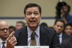 Cựu Giám đốc Cục Điều tra liên bang Mỹ James Comey. Ảnh: AP