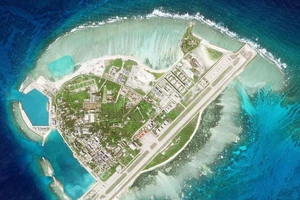 Ảnh đảo Phú Lâm thuộc quần đảo Hoàng Sa của Việt Nam chụp từ vệ tinh vào ngày 14-12-2020. Ảnh: PLANET LABS INC / ZACHARY HAVER