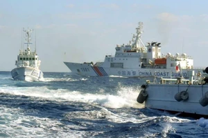 Tàu hải cảnh Trung Quốc tiếp tục xâm nhập lãnh hải Nhật. Ảnh: JAPAN-FORWARD