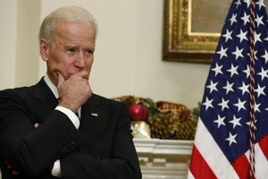 Giải mã thông điệp từ ông Biden khi điều tàu đến Biển Đông
