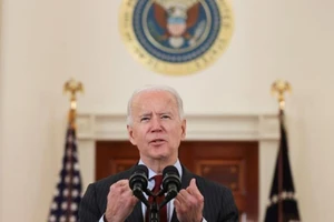 Tổng thống Mỹ Joe Biden gọi cột mốc hơn 500.000 người Mỹ tử vong vì COVID-19 là một việc rất "đau lòng".