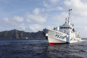 Tàu tuần duyên Nhật tại quần đảo Senkaku/Điếu Ngư hồi năm 2013. Ảnh: REUTERS