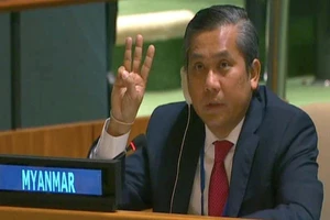 Đại sứ Myanmar Kyaw Moe Tun tuyên bố ông vẫn là đại diện hợp pháp của đất nước mình tại LHQ.