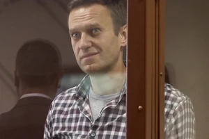 Ông Alexei Navalny tại phiên tòa hôm 20-2 ở thủ đô Moscow. Ảnh: REUTERS