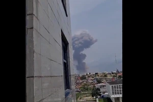 Ít nhất 17 người đã thiệt mạng và gần 500 người bị thương sau bốn vụ nổ làm rung chuyển một căn cứ quân sự ở TP cảng Bata, Cộng hòa Guinea Xích đạo.