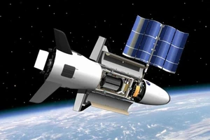Pháp lần đầu tổ chức tập trận quân sự ngoài không gian vũ trụ. Ảnh: NASA
