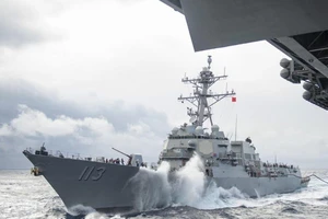 Tàu khu trục USS John Finn của Hải quân Mỹ. Ảnh: SCMP