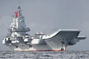 Tàu Liêu Ninh - tàu sân bay đầu tiên của Trung Quốc. Ảnh: AFP