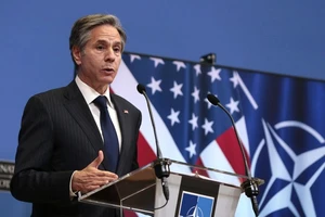 Ngoại trưởng Mỹ Antony Blinken trong cuộc họp báo tại Brussels hôm 24-3. Ảnh: AP