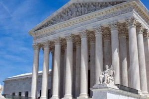Quang cảnh tòa nhà Tòa án Tối cao Mỹ ở thủ đô Washington D.C.