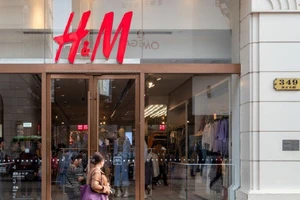 Ảnh minh họa - Một cửa hàng H&M ở Trung Quốc. Ảnh: AP