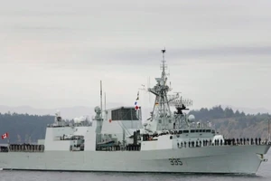 Biển Đông: Canada điều tàu chiến di chuyển gần Trường Sa. Ảnh: DEDDEDA STEMLER/THE CANADIAN PRESS