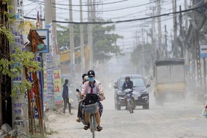 Tỉnh lộ 9 thi công 3 năm chưa xong, dân than trời