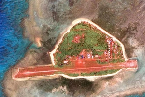 Quân đội Philippines tính xây dựng phi pháp tại đảo Thị Tứ. Ảnh: AP