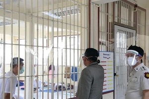 Một khu điều trị cho các phạm nhân nhiễm COVID-19 trong các nhà tù ở Thái Lan. Ảnh: EPA