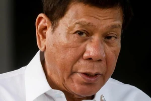 Tổng thống Philippines Rodrigo Duterte ban lệnh cấm nội các của mình thảo luận công khai về vấn đề tranh chấp Biển Đông.
