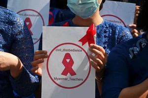 Myanmar: 125.000 giáo viên bị quân đội đình chỉ công việc. Ảnh: REUTERS