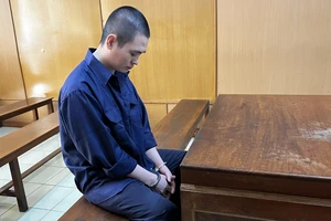 Sát hại cha ruột vì hiểu lầm cha bán đất của gia đình