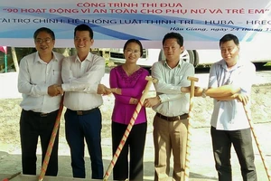 Hệ thống Luật Thịnh Trí hỗ trợ xây cầu cho người dân Long Mỹ