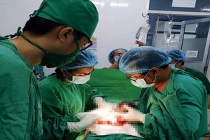 15 phút cứu sống sản phụ mắc bệnh tim kèm hen phế quản