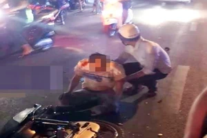 Xe máy đấu đầu, 1 cán bộ ngân hàng tử vong