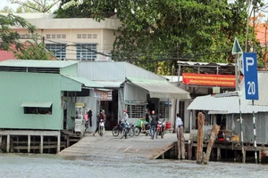 Cần Thơ vẫn cấm đò ngang, trừ 3 đối tượng