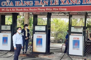 Phạt nhiều cây xăng bất ngờ đóng cửa 